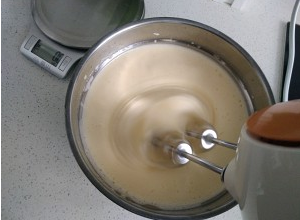 电饭煲做蛋糕怎么做