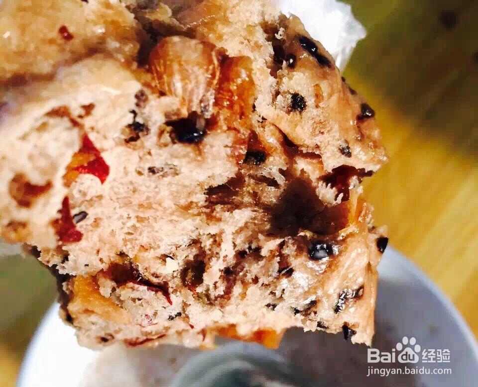 营养美味的核桃红枣葡萄芝麻奶香馒头