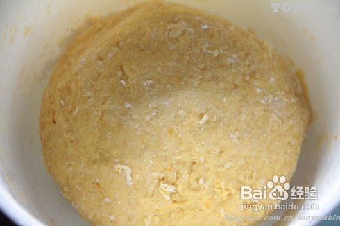 两个秘诀成就这款一听名字就让你流口水的平底锅“南瓜小米饼”