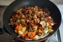 家常羊肉焖饭