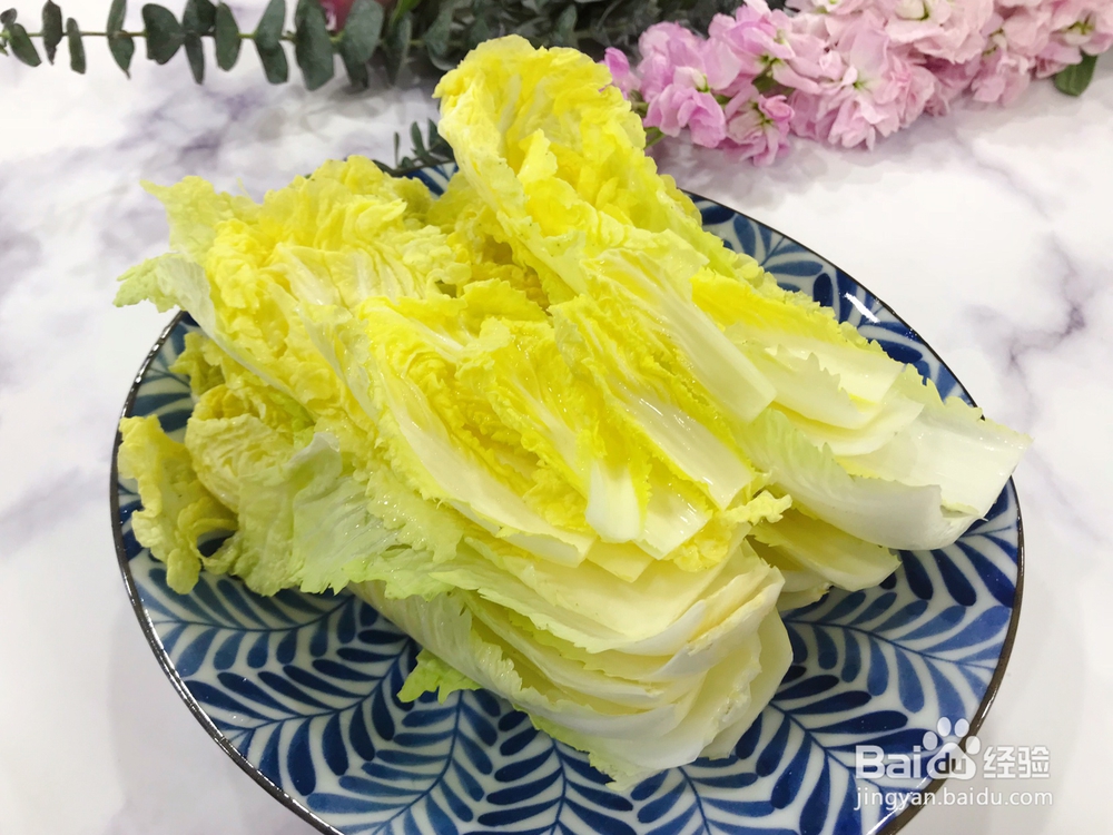 一个人做金钩海米仙贝丁娃娃菜鸭蛋羹