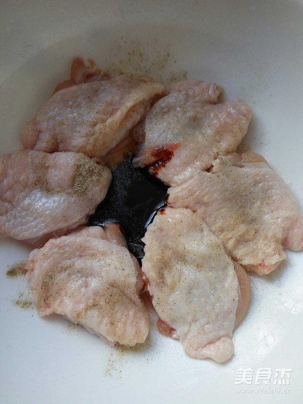 时蔬酿鸡翅的做法