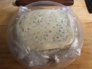 美味葱油饼的做法