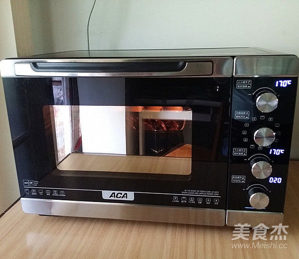 红豆莲子大面包