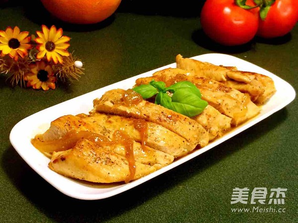 鲜煎鸡胸肉的做法