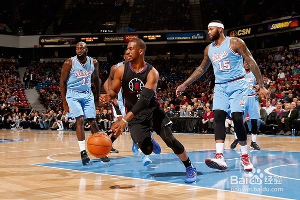 打篮球时有什么很棒的过人技巧