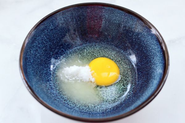 奶香水果干华夫饼