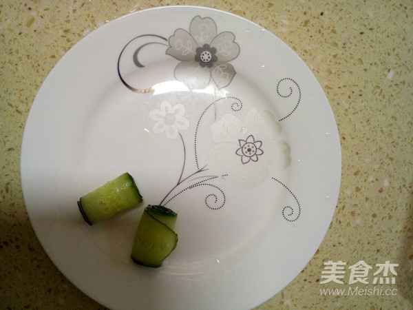 凉拌黄瓜卷的做法