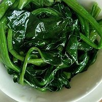 如何制作美味的姜汁菠菜