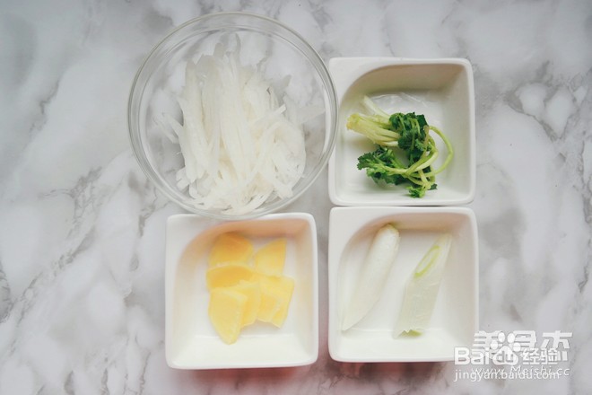 苏泊尔萝卜丝鲫鱼汤