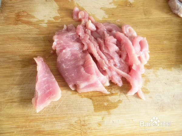如何做酸甜肉丝油麦菜