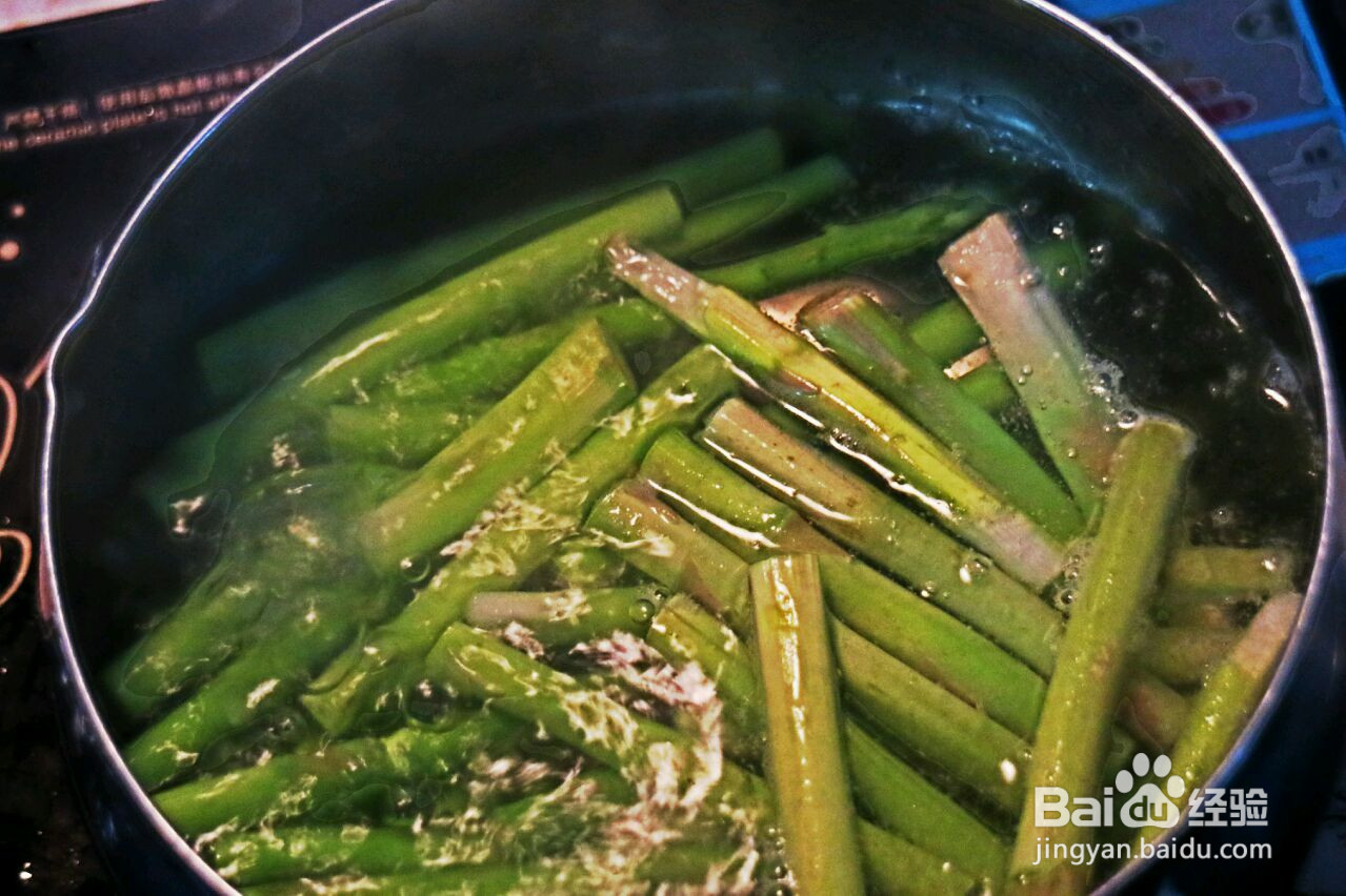 金针菇三文鱼卷的做法