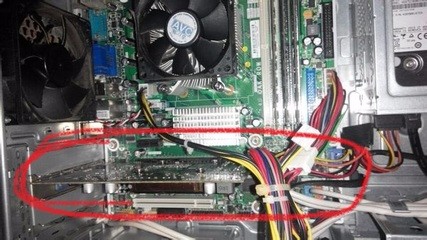 台式电脑黑屏了怎么办？