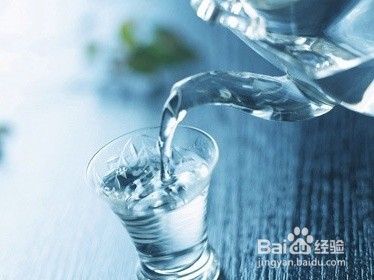 分享治疗牙龈肿痛的方法