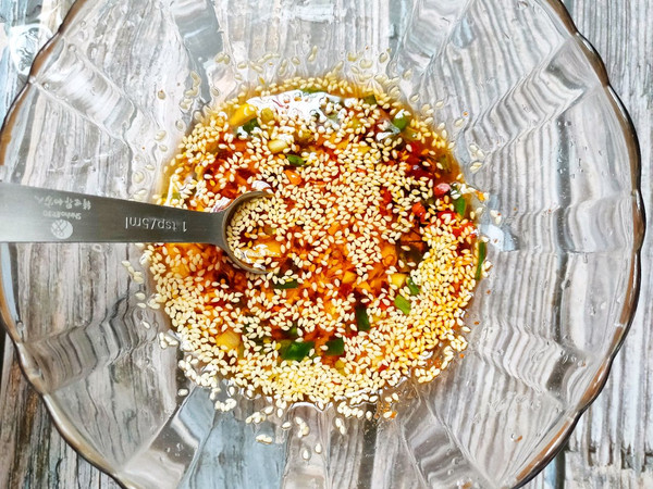 松花皮蛋拌豆腐