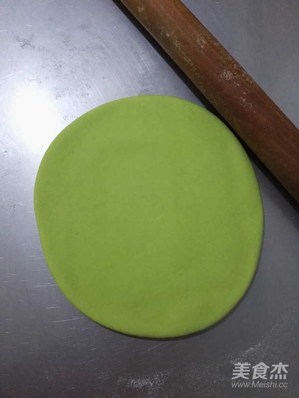 菠菜手擀面的做法