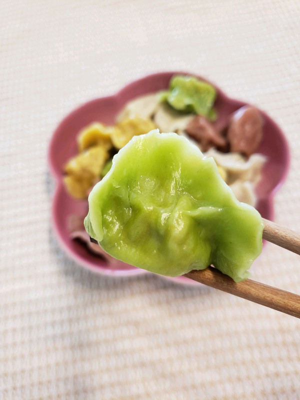 缤纷猪肉虾仁白菜饺子