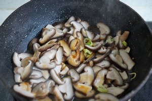 怎么做美味的香菇炒鸡蛋