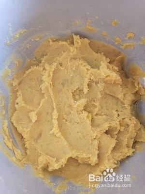 红薯葡萄干豆沙面包的做法