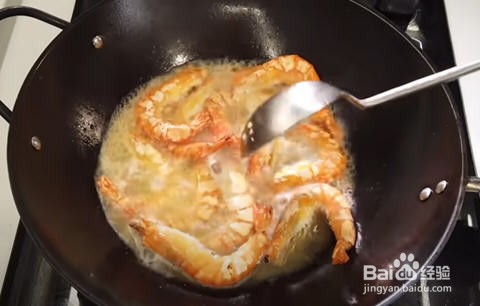如何制作奥运冠军心中的油焖大虾呢？