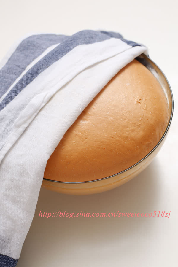 葡萄干番茄面包