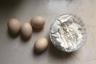 宝宝爱吃的香酥鸡蛋饼干