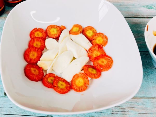 蒸蒸日上营养鸽