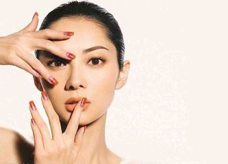 如何避免化妆带来的皮肤危害