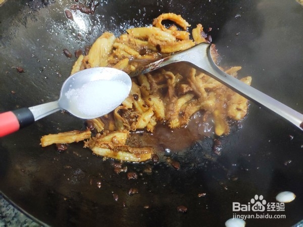 酱爆蒜香牛肚的步骤