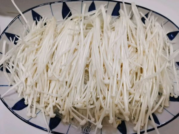 蒜蓉粉丝蒸金针菇