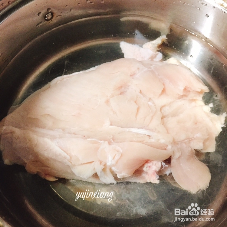 爽脆可口的酸梅鸡胸肉汤面