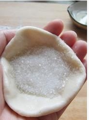 油炸流糖小油香