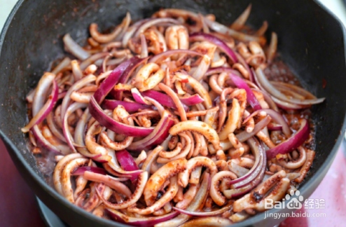酱爆洋葱鱿鱼须
