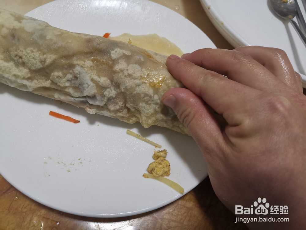 怎么做辣酱味土豆萝卜丝卷饼