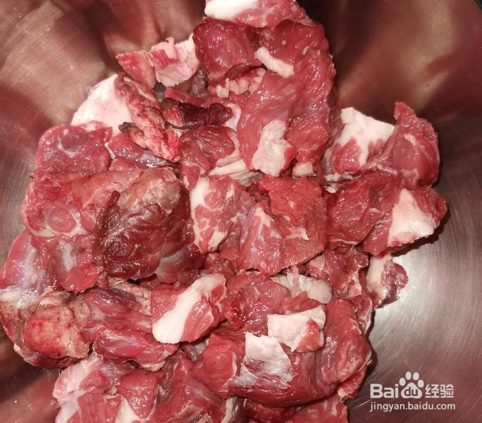 西红柿土豆炖牛腩的做法