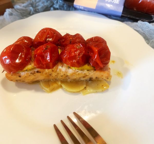 法式柠檬烤三文鱼