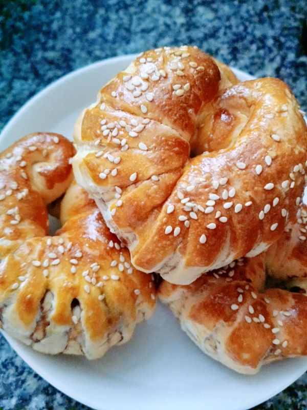 豆沙牛奶鸡蛋面包