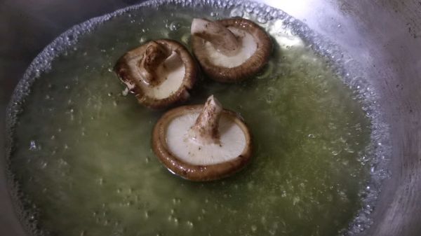 减脂玉米面菜团子