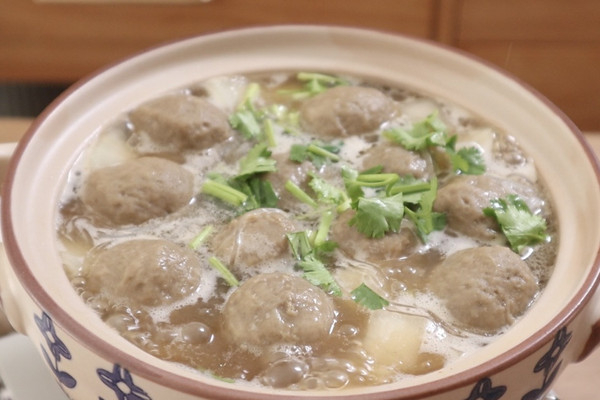 萝卜牛肉丸粉丝汤