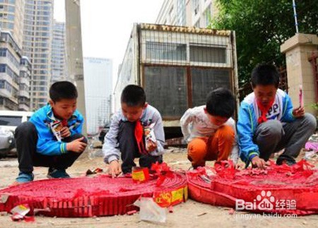 #过年#春节燃放鞭炮如何保证安全