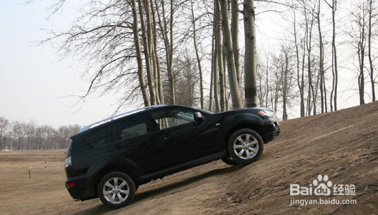 手动挡坡起技巧