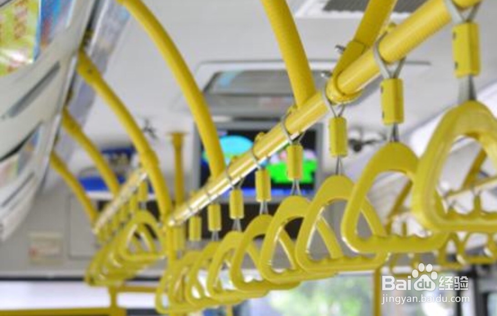 坐公交时如何预防新型冠状病毒