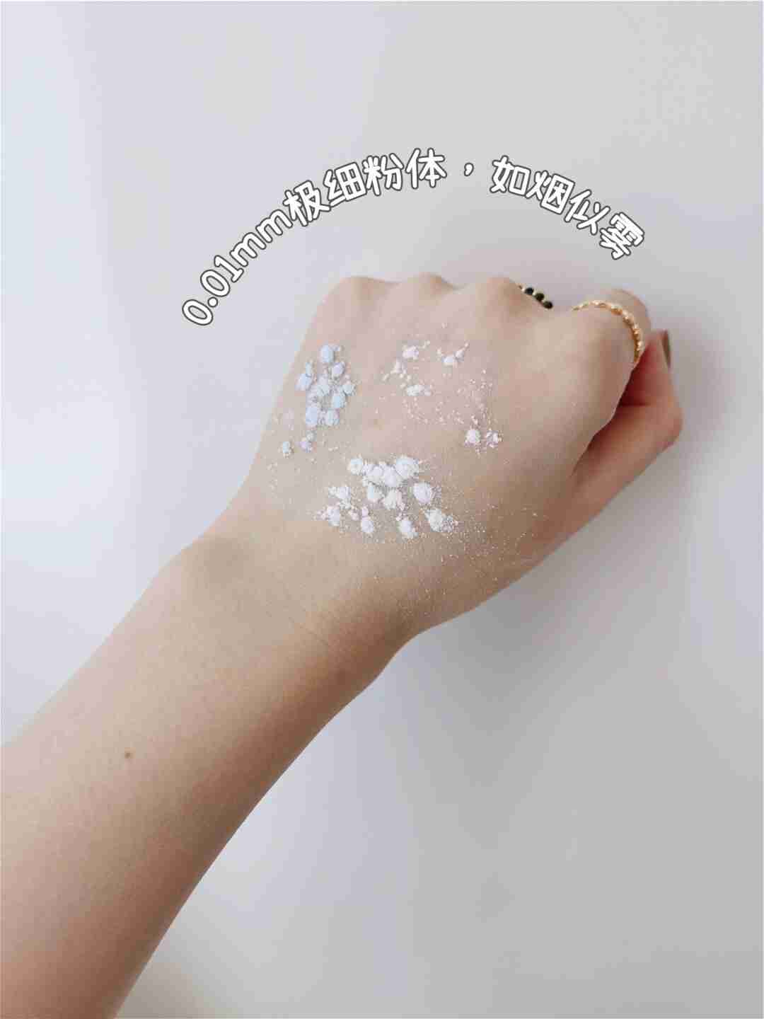 卡婷散粉！一个小仙女的人手必备款，重点是它平价还好用