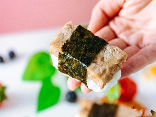 午餐肉饭卷怎么做