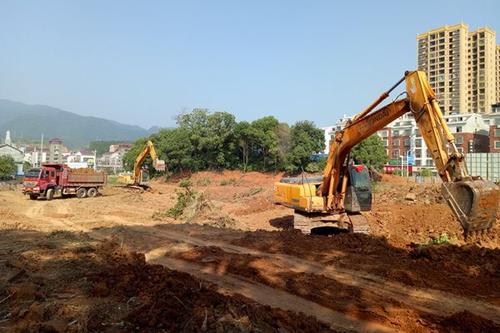 施工准备的特点