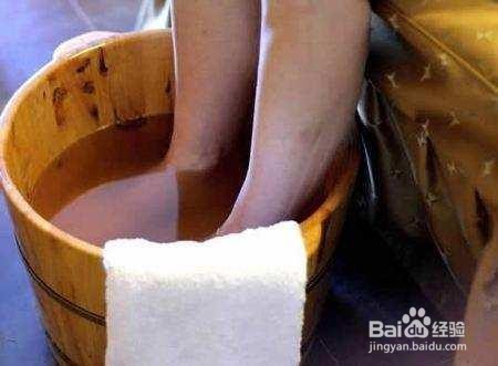 珊瑚癣净的正确使用方法