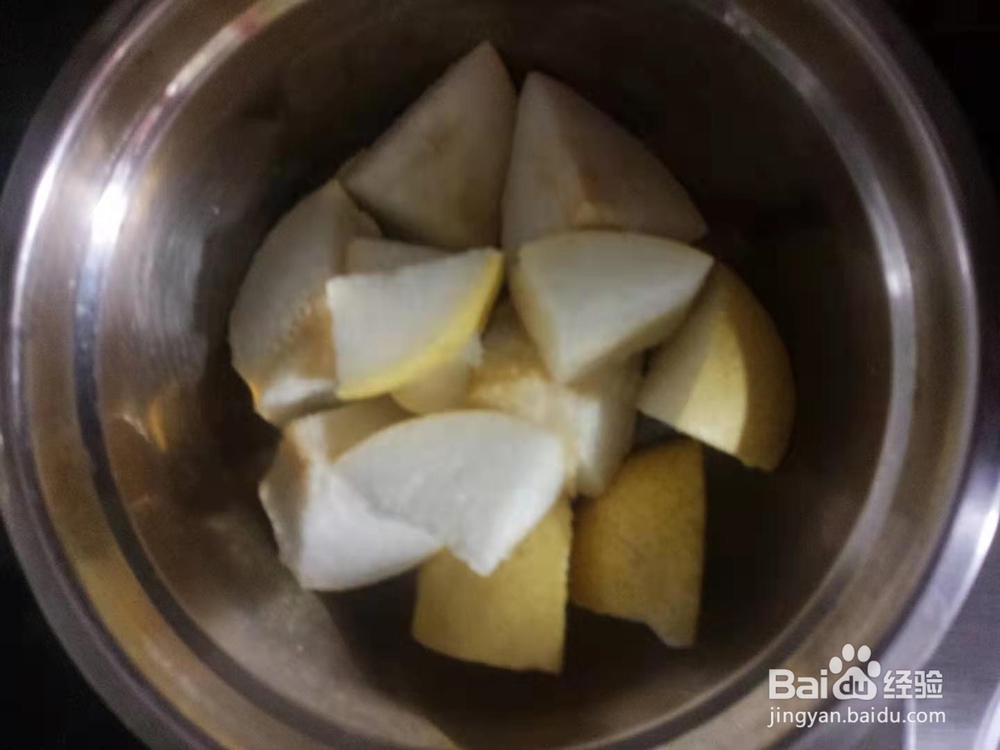 养身饮品之冰糖雪梨水