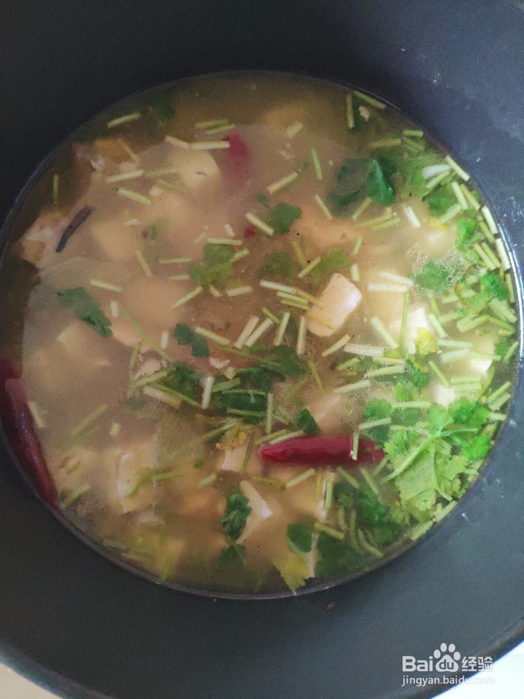 简单好吃的三文鱼豆腐汤