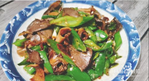 好吃的青椒炒鸡杂