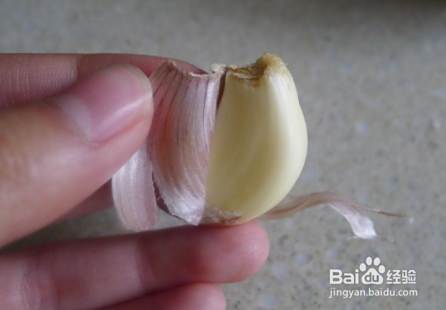 蒜皮做养花肥料 百度经验